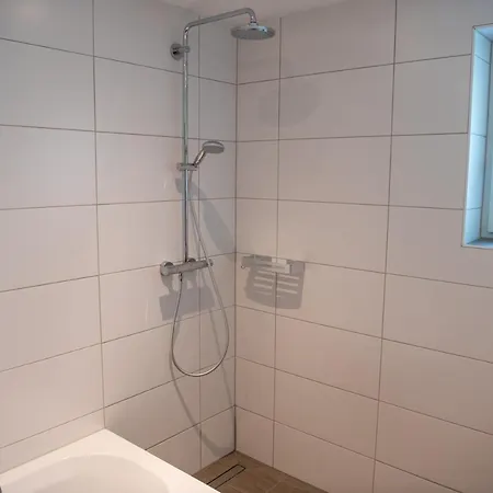Ganzes Haus Mit Viel Platz Fuer Familie Und Freunde Holiday home *