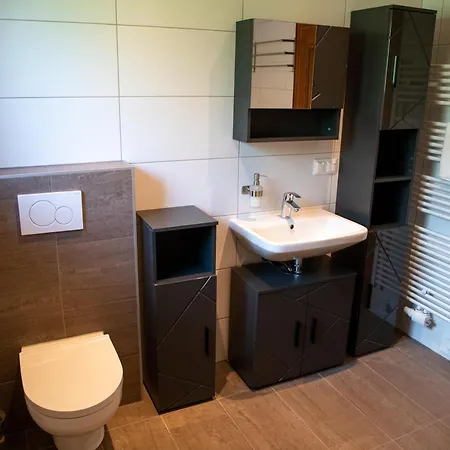 Dom wakacyjny Ganzes Haus Mit Viel Platz Fuer Familie Und Freunde