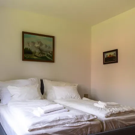 Ganzes Haus Mit Viel Platz Fuer Familie Und Freunde Prázdninový dům