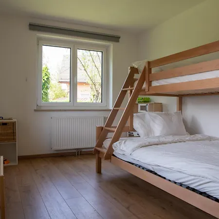 Ganzes Haus Mit Viel Platz Fuer Familie Und Freunde Dom wakacyjny Klagenfurt am Woerthersee