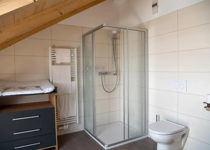 Feriehus Ganzes Haus Mit Viel Platz Fuer Familie Und Freunde *