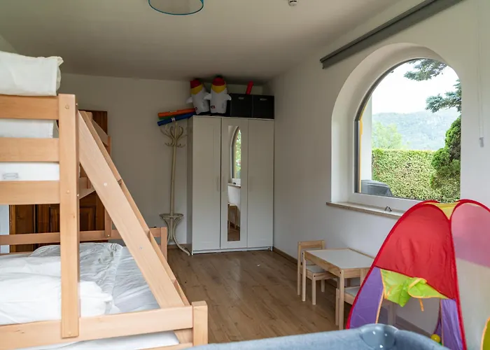 Ganzes Haus Mit Viel Platz Fuer Familie Und Freunde Klagenfurt am Woerthersee